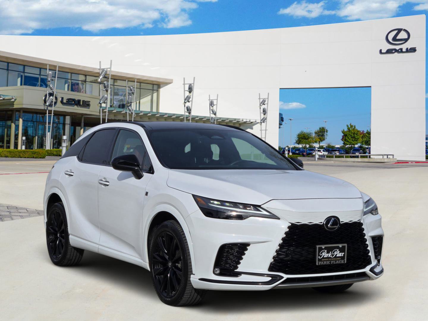 Used 2024 Lexus RX 500h F Sport image 2