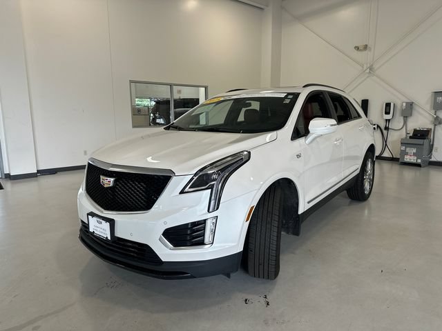 Certified 2025 Cadillac XT5 Sportv AWD/4WD image 5
