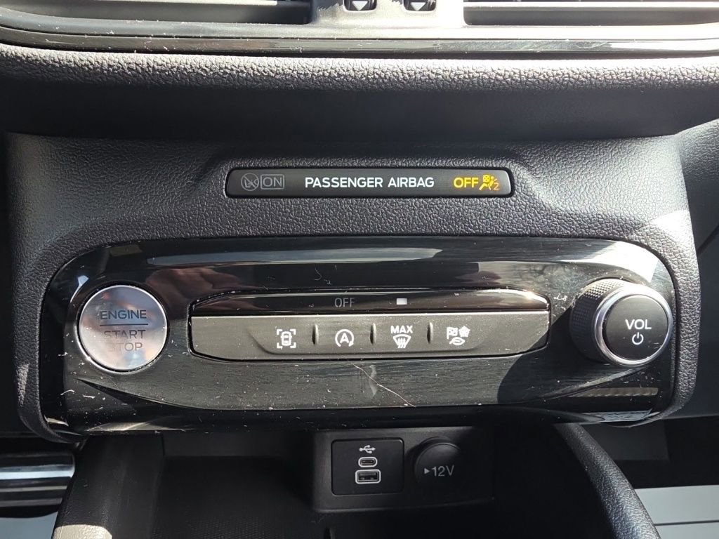 Certified 2024 Ford Escape ST-Line w/ Tech Pack #1 image 21