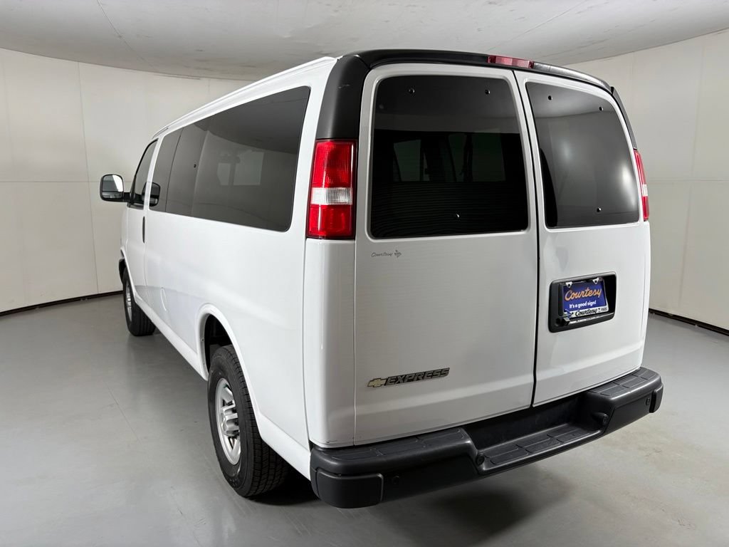 Certified 2023 Chevrolet Express 3500 LS RWD image 7