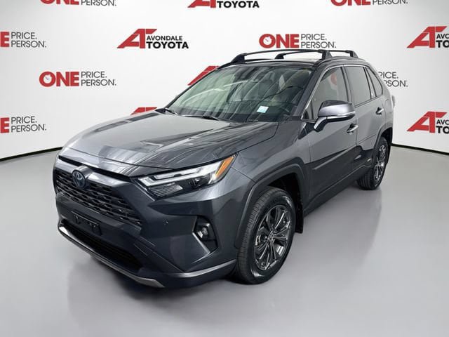 Certified 2022 Toyota RAV4 Limited w/ Limited Grade Weather Package AWD/4WD image 4