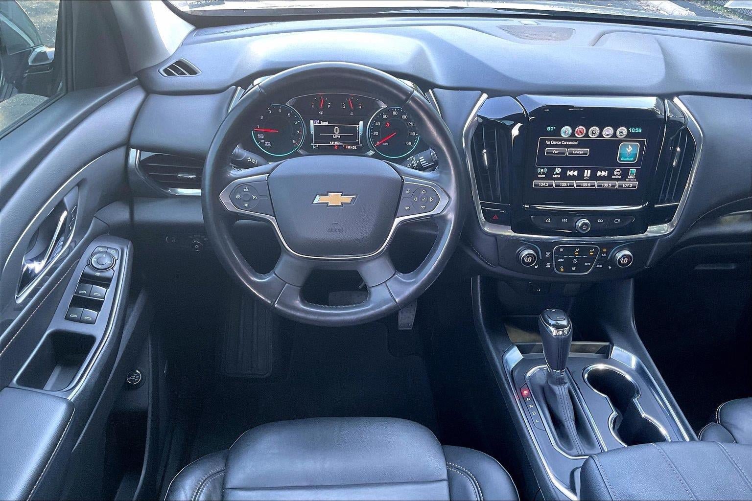 Used 2018 Chevrolet Traverse LT w/ LPO, 'HIT The Road' Package FWD image 5