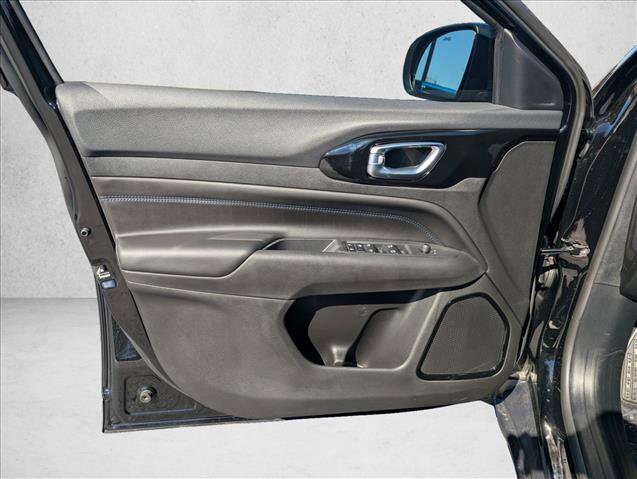 New 2026 Jeep Compass Latitude image 21