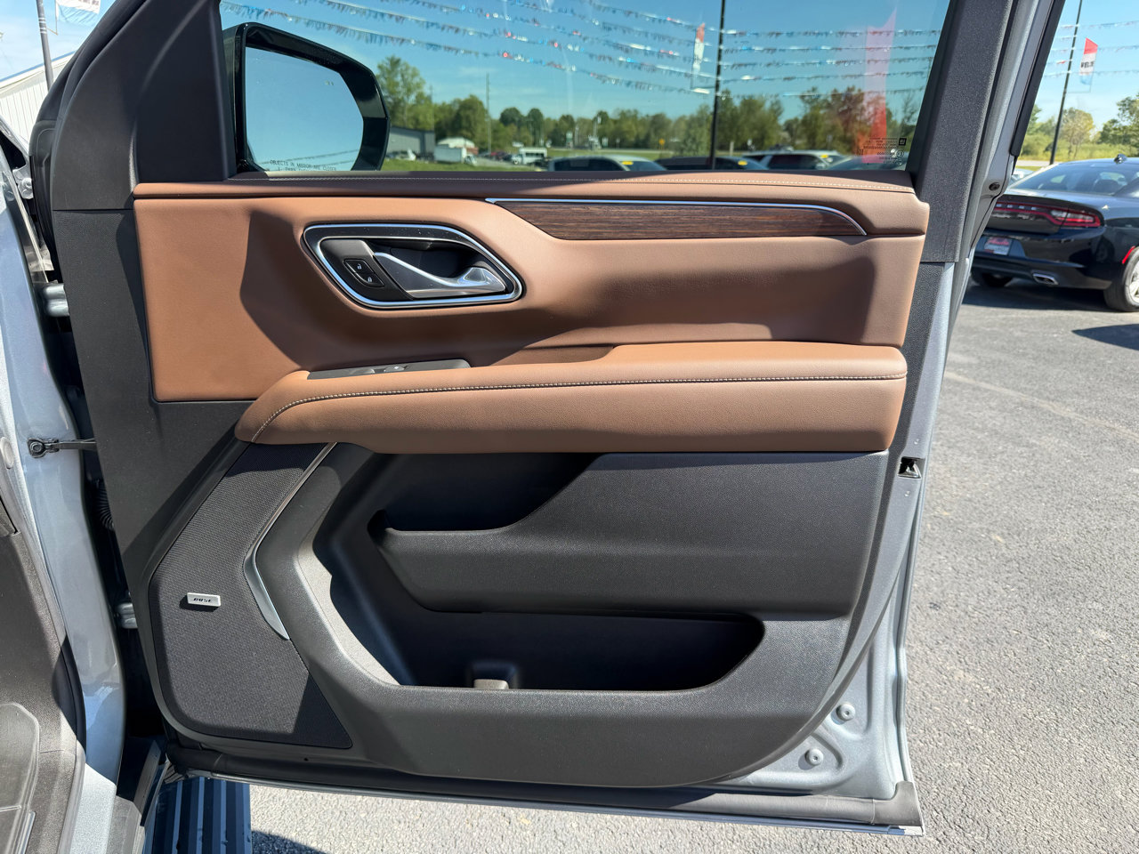 Used 2024 Chevrolet Tahoe High Country w/ Advanced Technology Package image 30