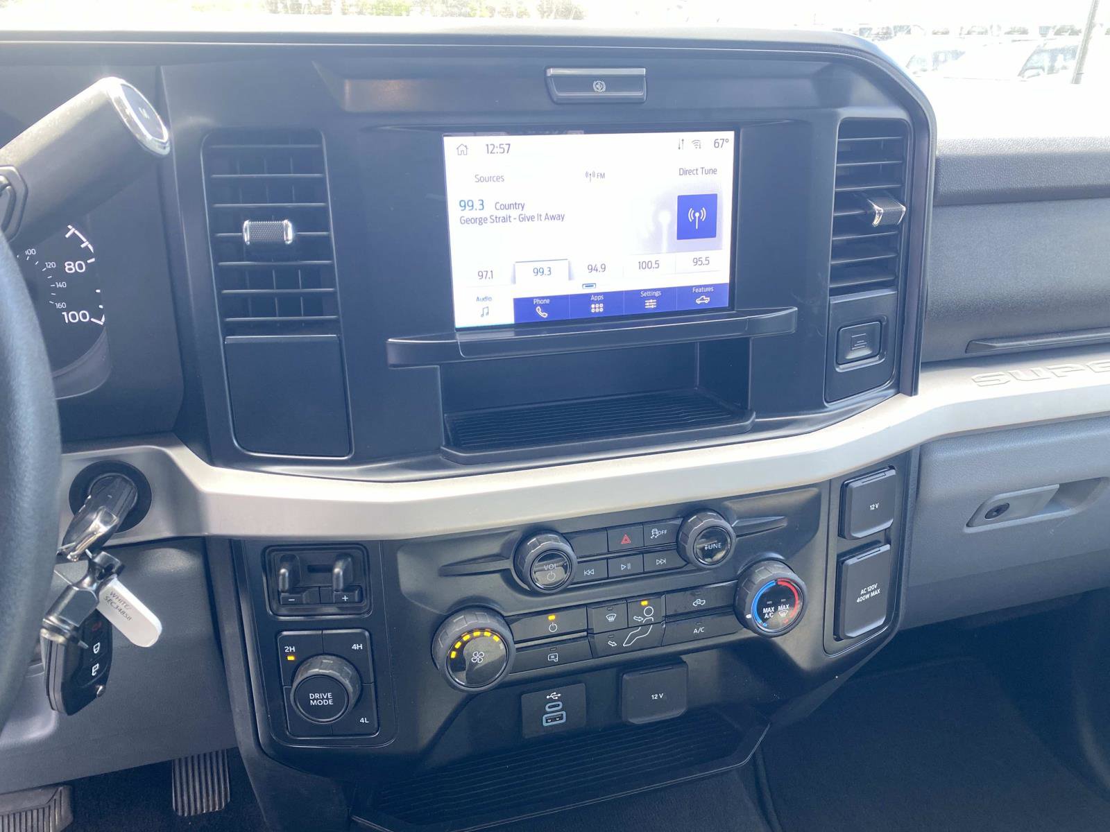 Used 2025 Ford F250 XLT image 22