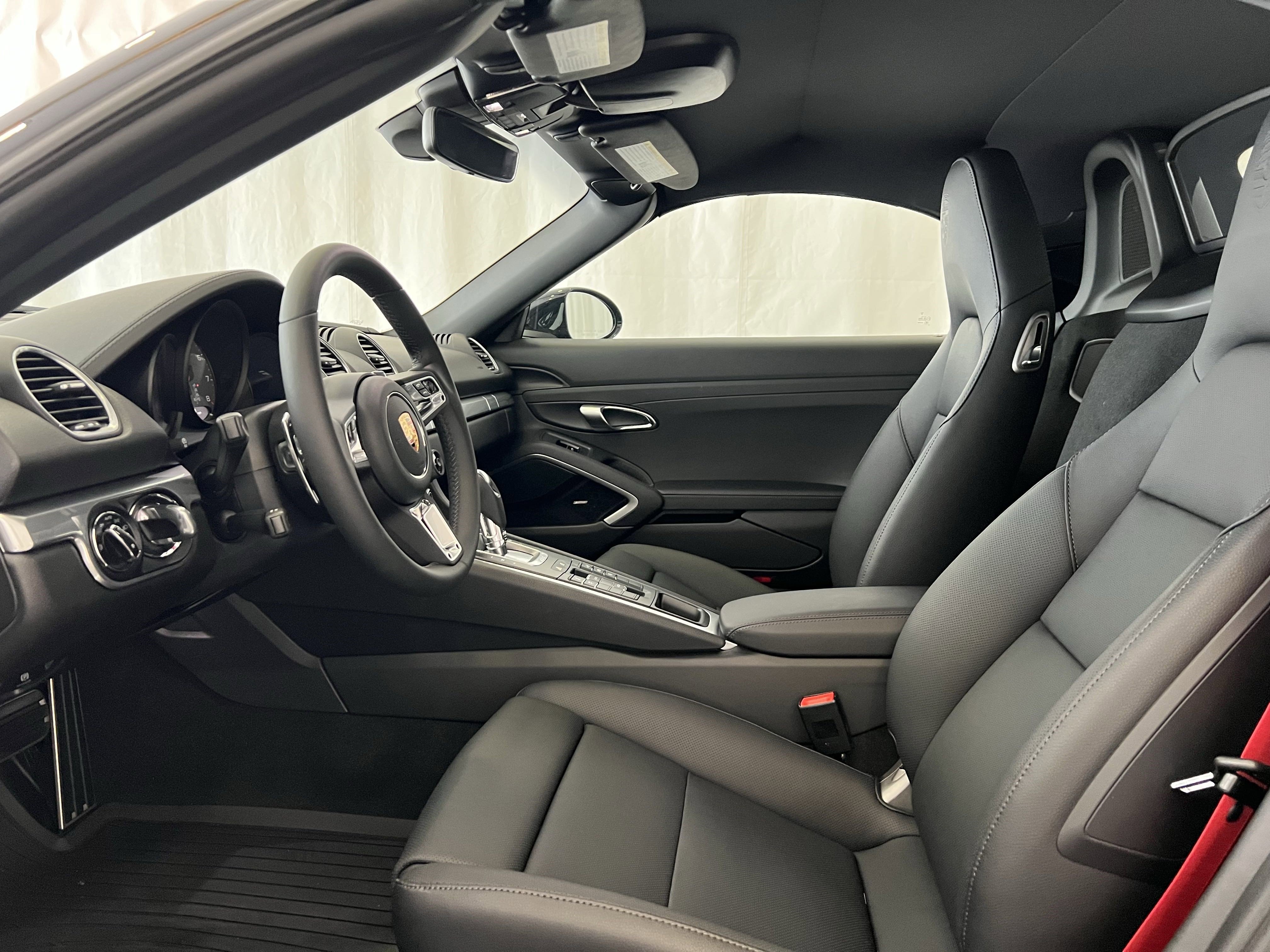 New 2025 Porsche 718 Boxster S image 5