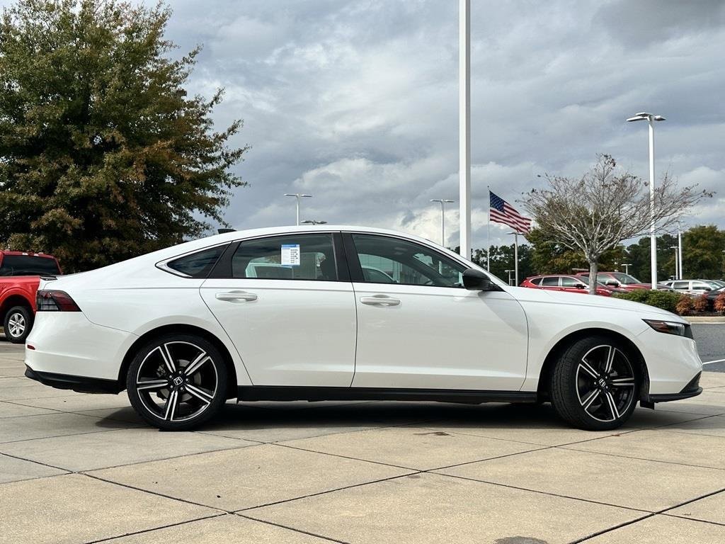 Used 2024 Honda Accord Sport image 5