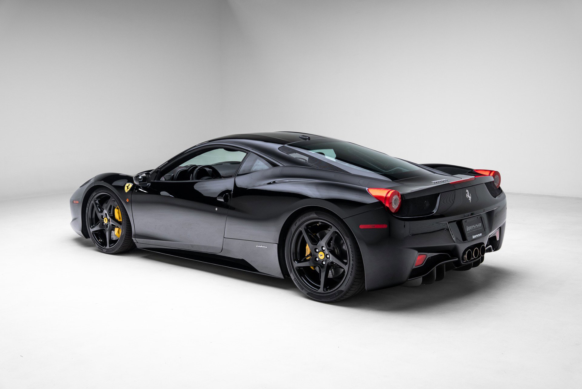 Used 2010 Ferrari 458 Italia Coupe image 25