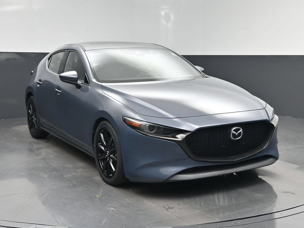 Used 2019 MAZDA MAZDA3 Hatchback w/ Premium Package FWD image 8
