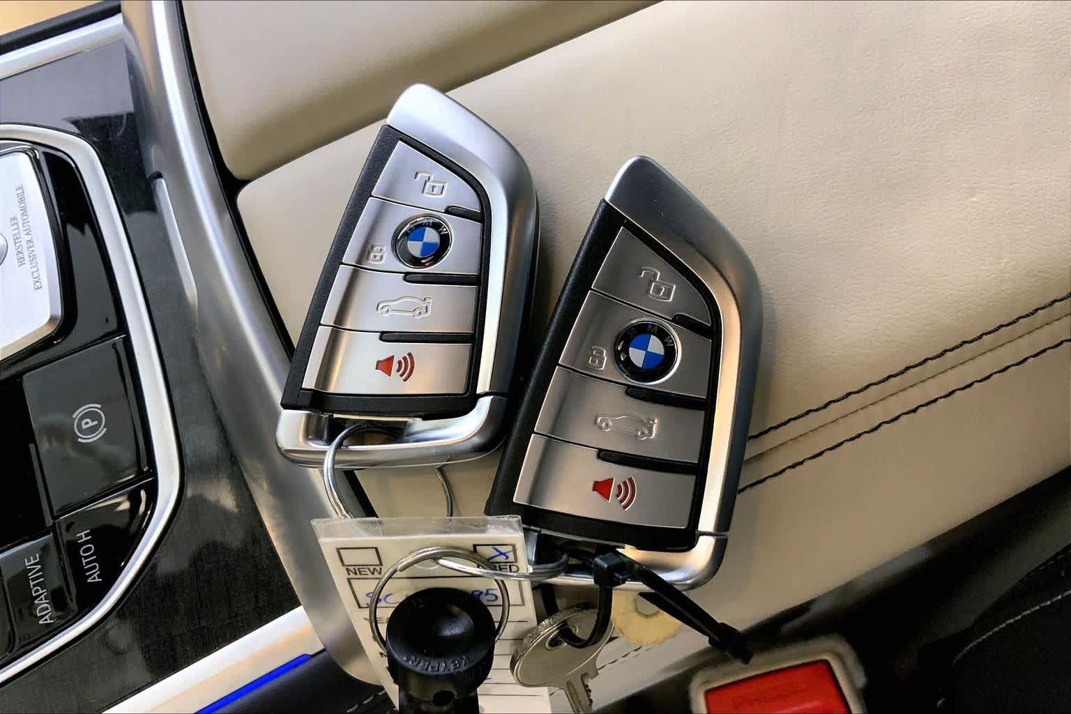 Used 2025 BMW ALPINA B8 xDrive Gran Coupe AWD/4WD image 14