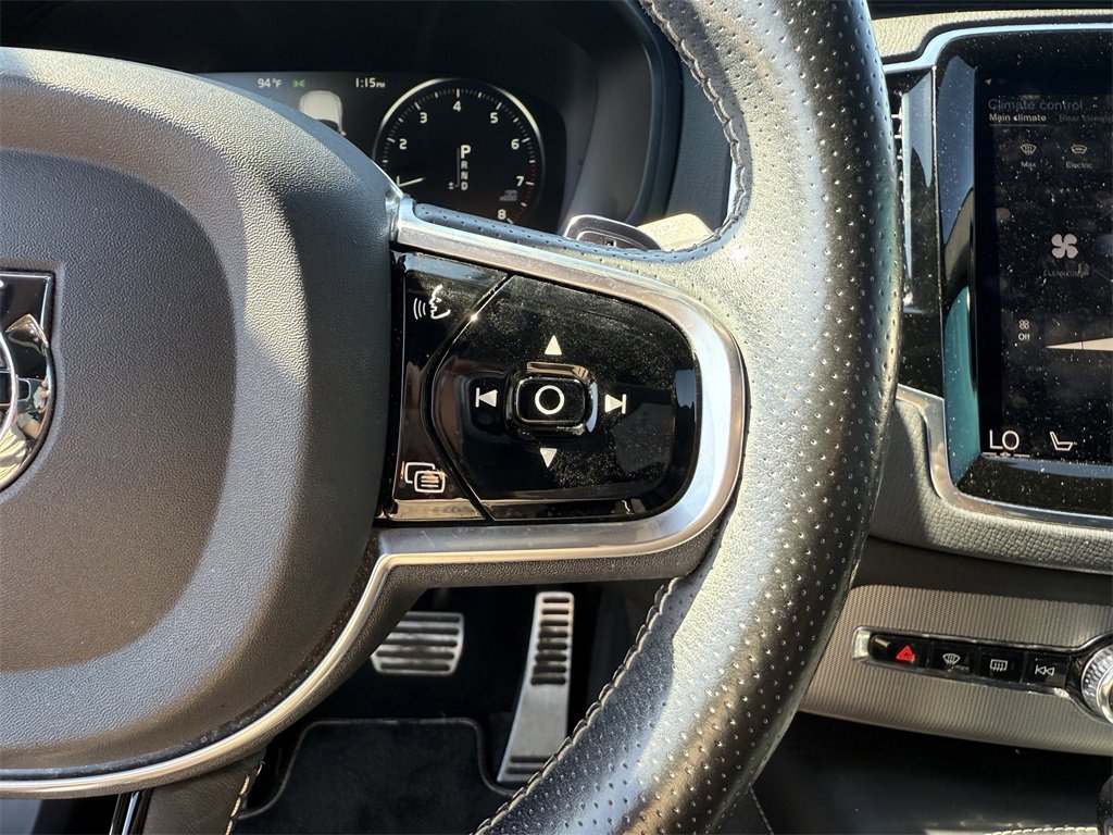 Used 2016 Volvo XC90 T6 R-Design w/ Convenience Package image 15