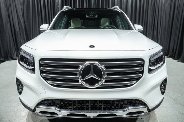 Certified 2026 Mercedes-Benz GLB 250 image 2