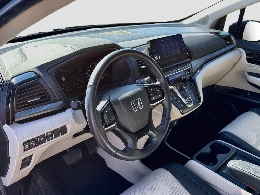 Used 2025 Honda Odyssey Elite image 13