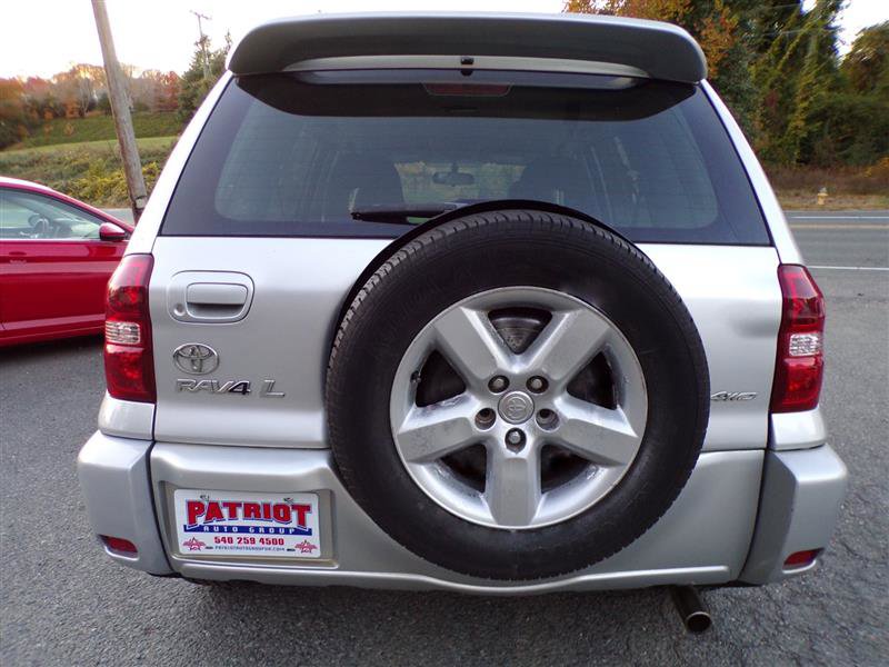Used 2004 Toyota RAV4 4WD image 6