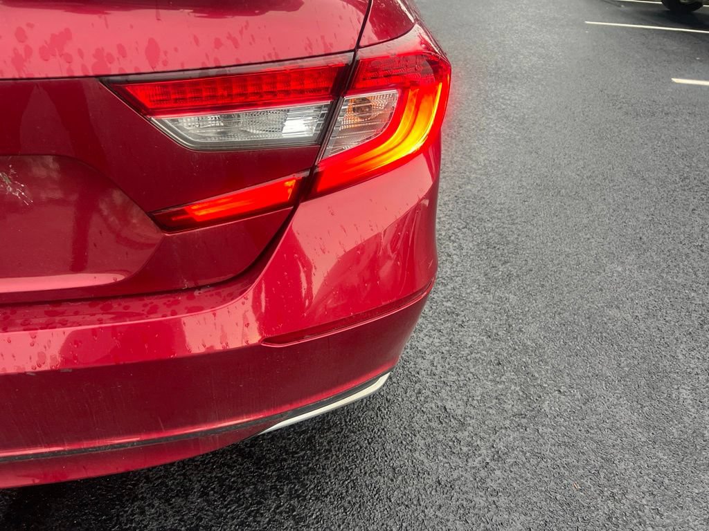 Used 2018 Honda Accord EX image 6
