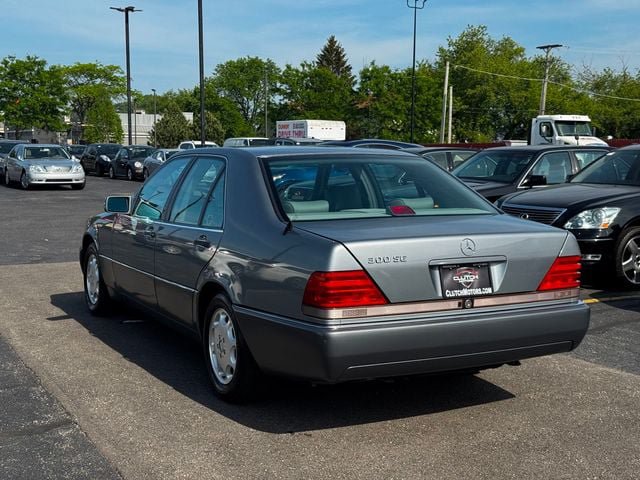 Used 1992 Mercedes-Benz 300 SE image 8