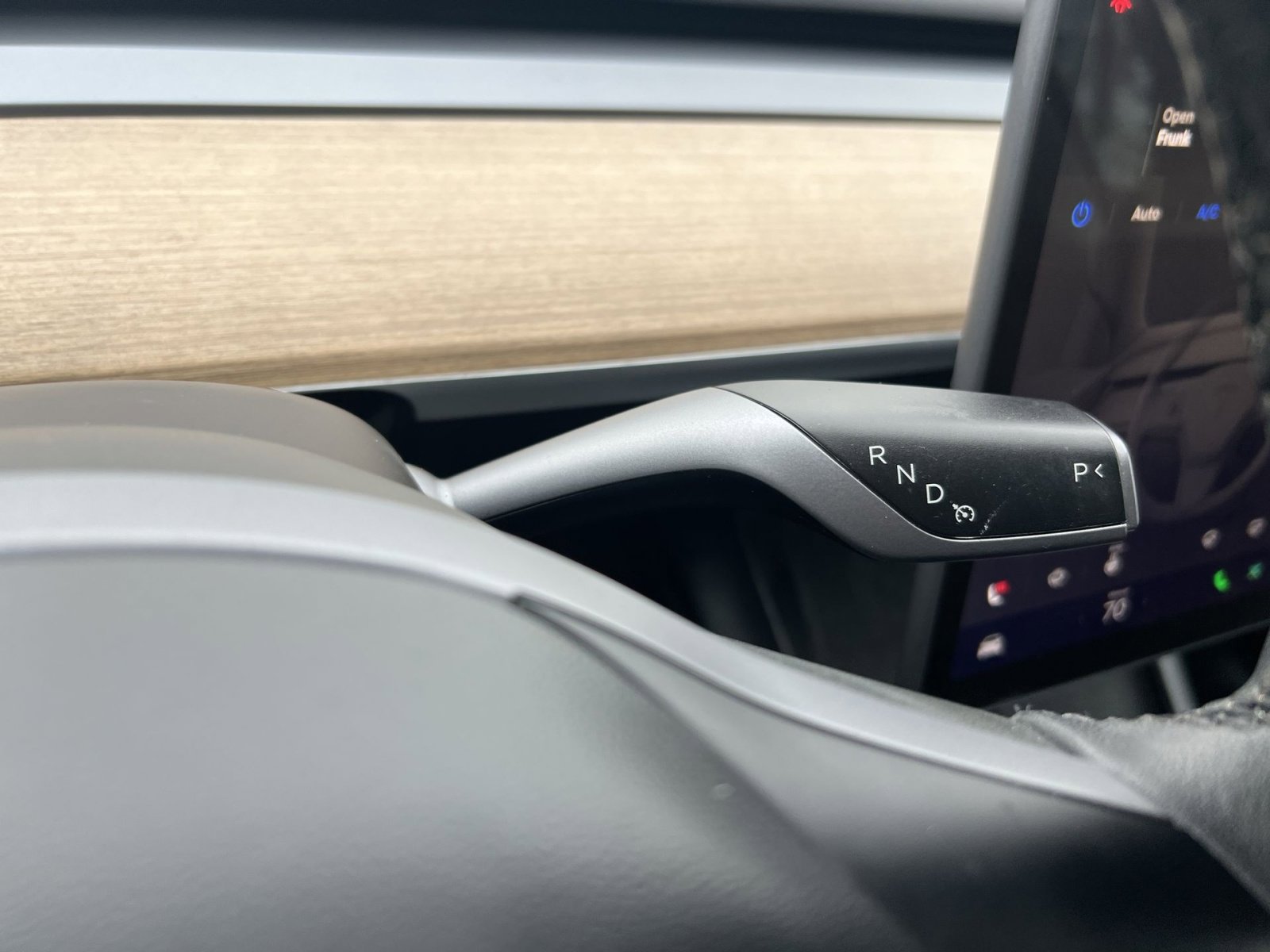 Used 2024 Tesla Model Y Performance image 22