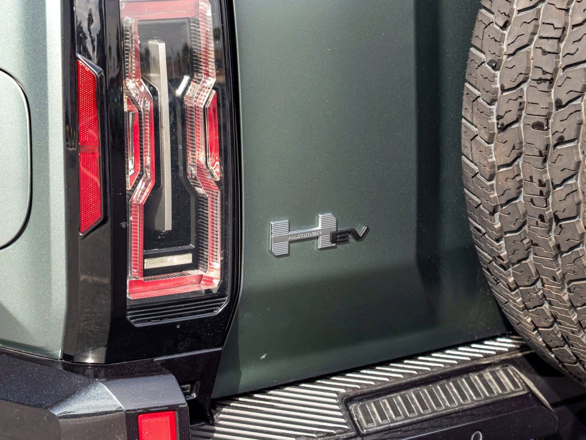 Used 2024 GMC Hummer EV 3X image 12