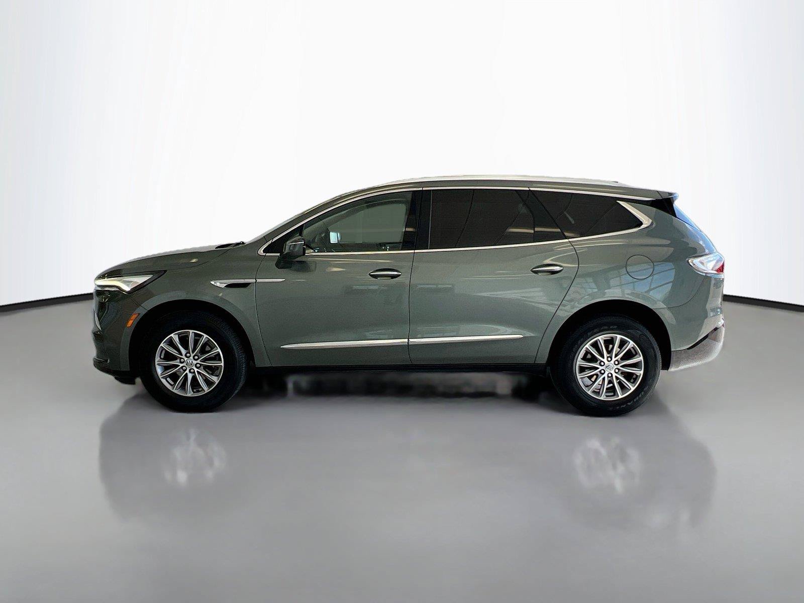 Used 2023 Buick Enclave Essence w/ Trailering Package, 5000 lbs. AWD/4WD image 8