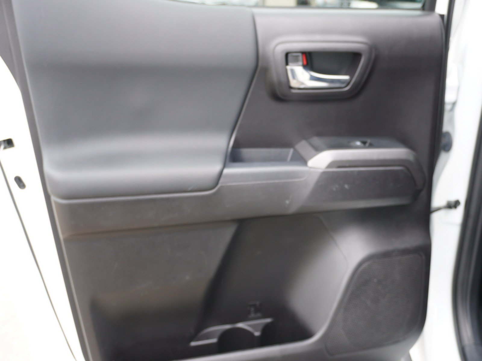 Used 2021 Toyota Tacoma TRD Off-Road AWD/4WD image 13