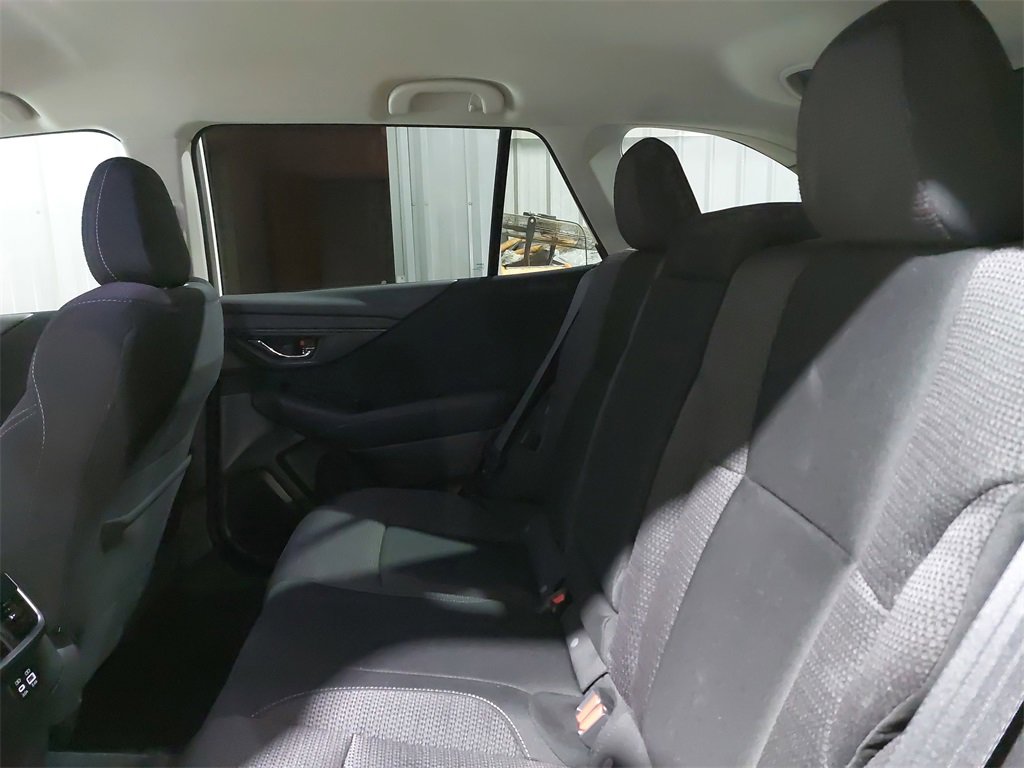 Used 2025 Subaru Outback Premium w/ Popular Package #1A image 14