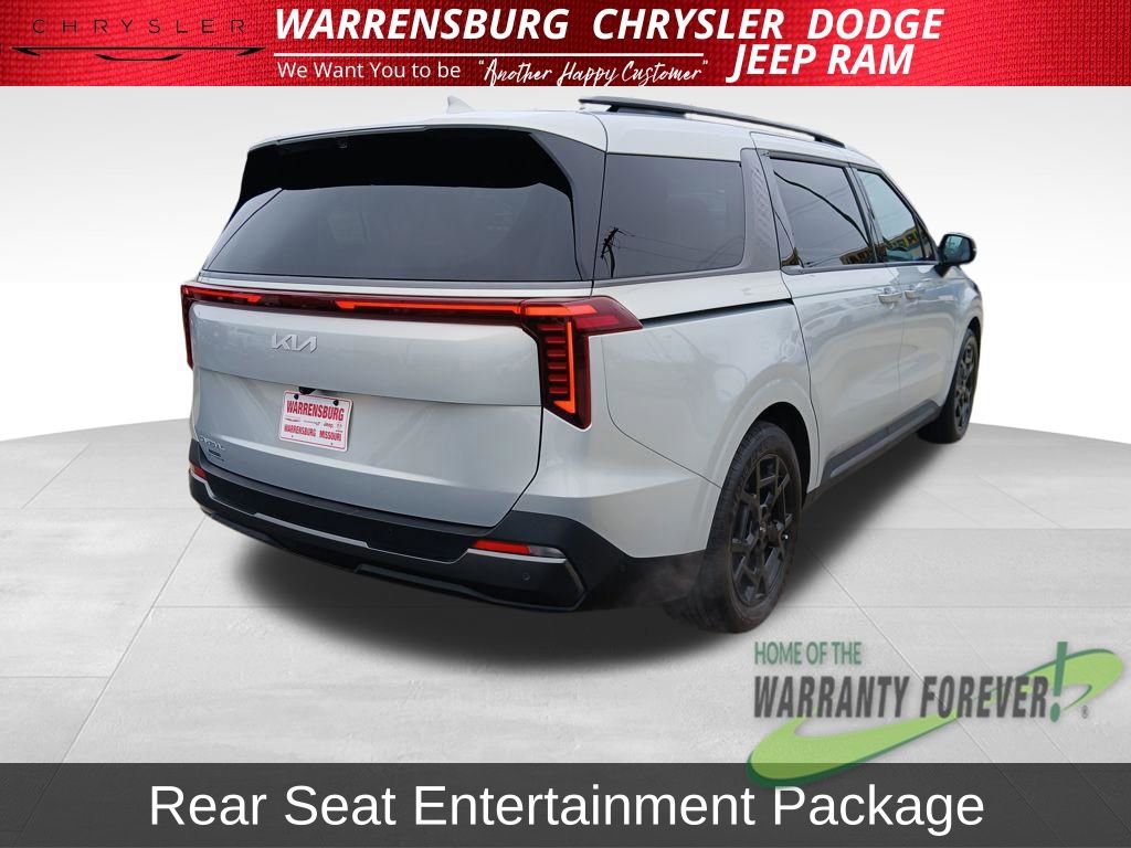 Used 2025 Kia Carnival SX Prestige image 3