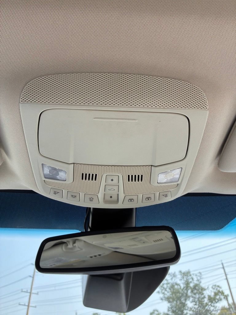 Used 2018 Ford Edge Titanium w/ Equipment Group 302A FWD image 45