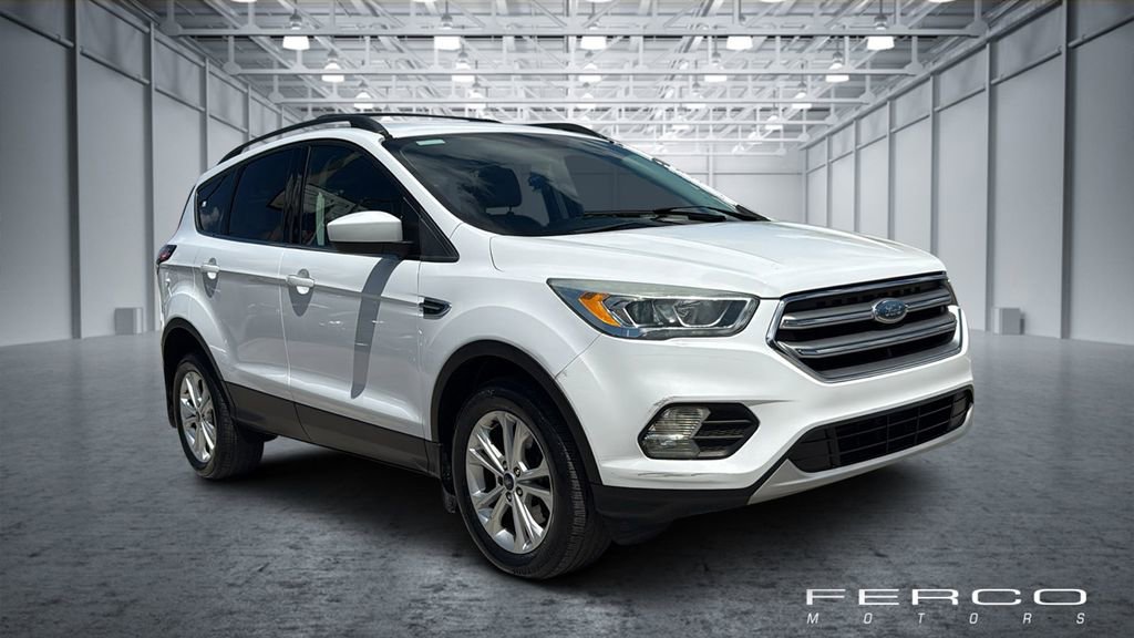 Used 2017 Ford Escape SE w/ SE Leather Comfort Package AWD/4WD image 7