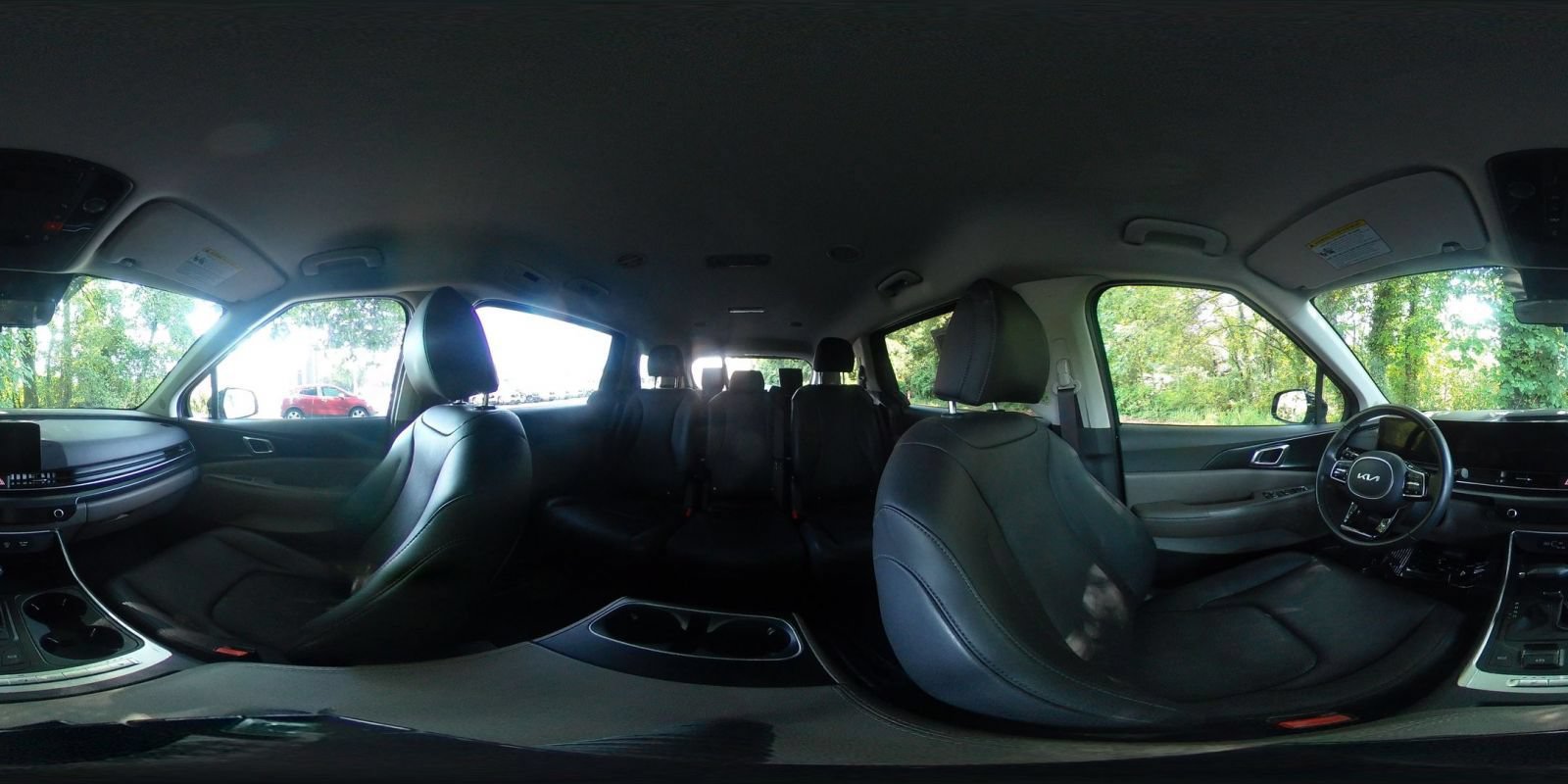 Used 2026 Kia Carnival FWD image 44