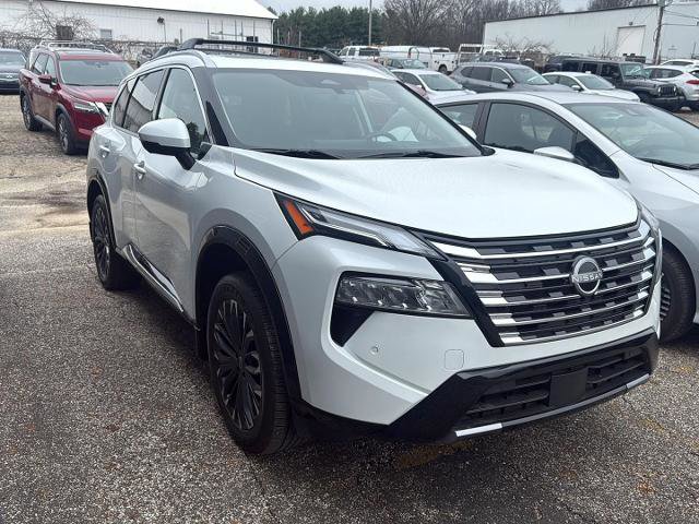 Certified 2024 Nissan Rogue Platinum w/ Platinum Premium Package image 1