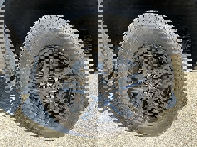 Used 2021 Chevrolet Silverado 1500 LT Trail Boss w/ Bed Protection Package image 33