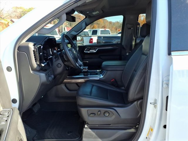 Used 2024 Chevrolet Silverado 1500 LTZ w/ Z71 Off-Road Package image 4