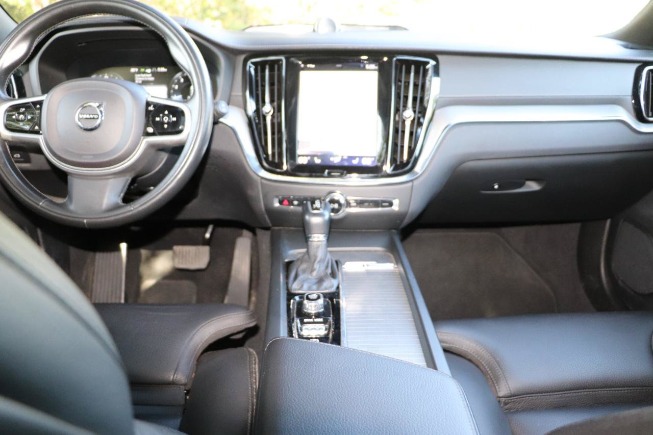 Used 2019 Volvo V60 T5 Cross Country AWD/4WD image 33