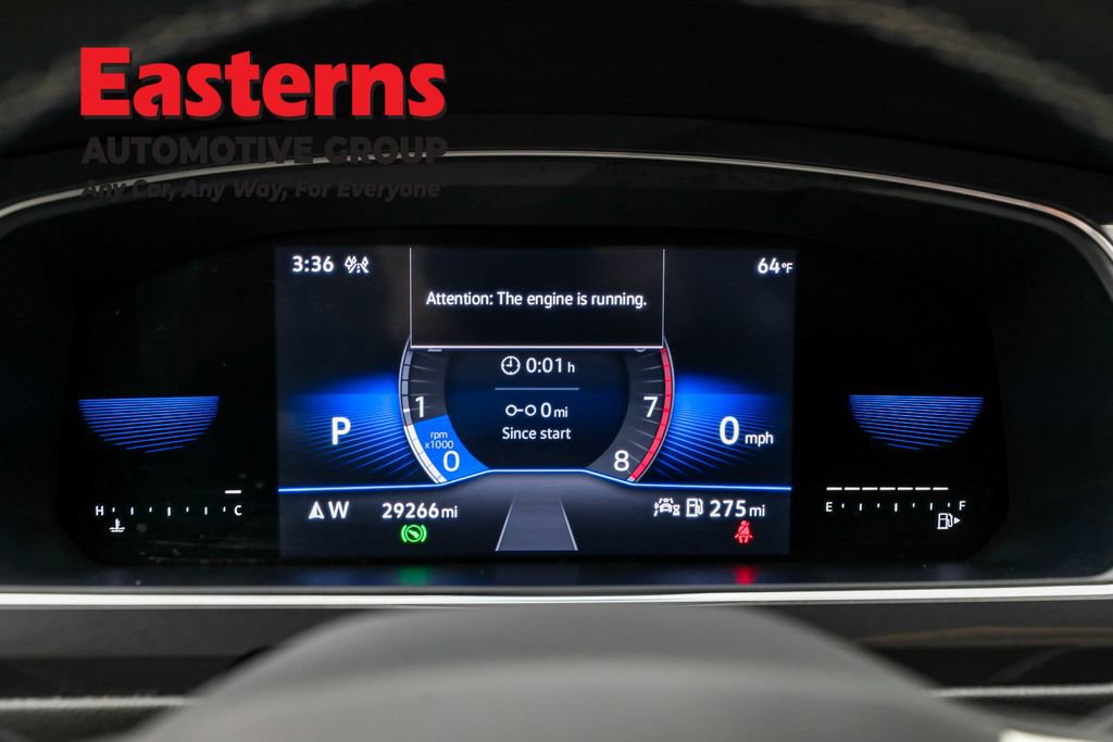 Used 2022 Volkswagen Tiguan SE image 17