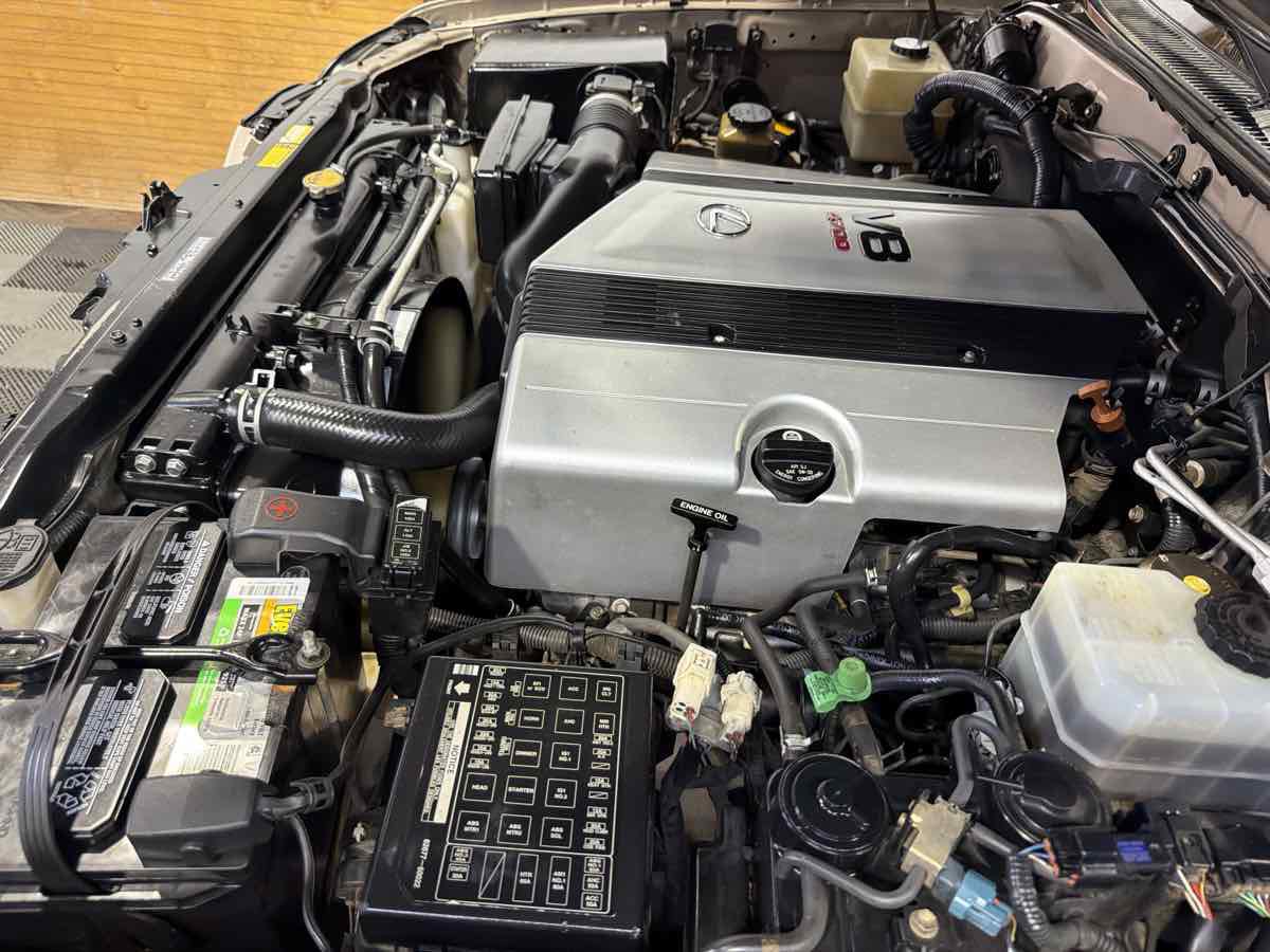 Used 2000 Lexus LX 470 4WD image 31