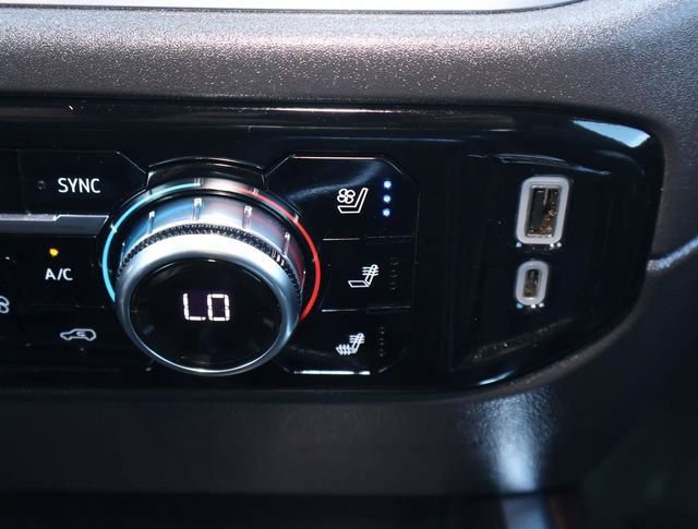 Used 2024 GMC Sierra 1500 SLT image 29