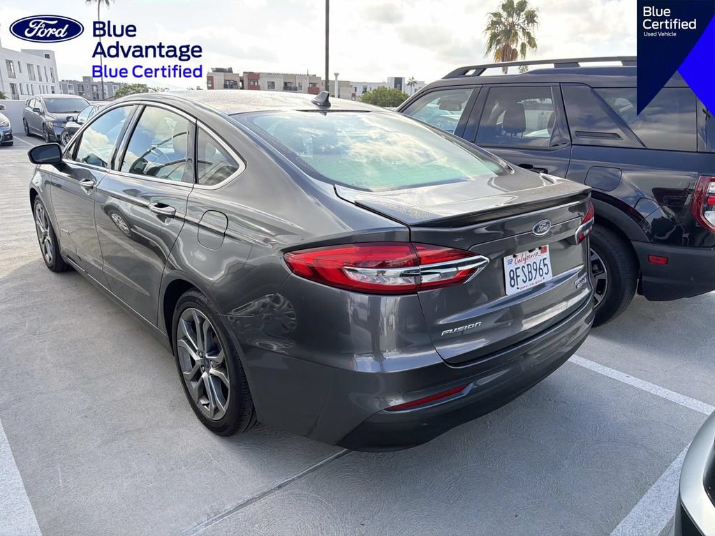 Used 2019 Ford Fusion Titanium FWD image 8