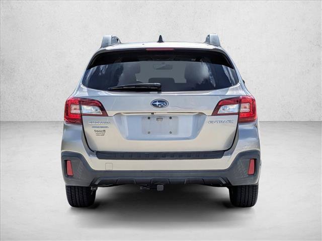 Used 2018 Subaru Outback 2.5i Premium image 7