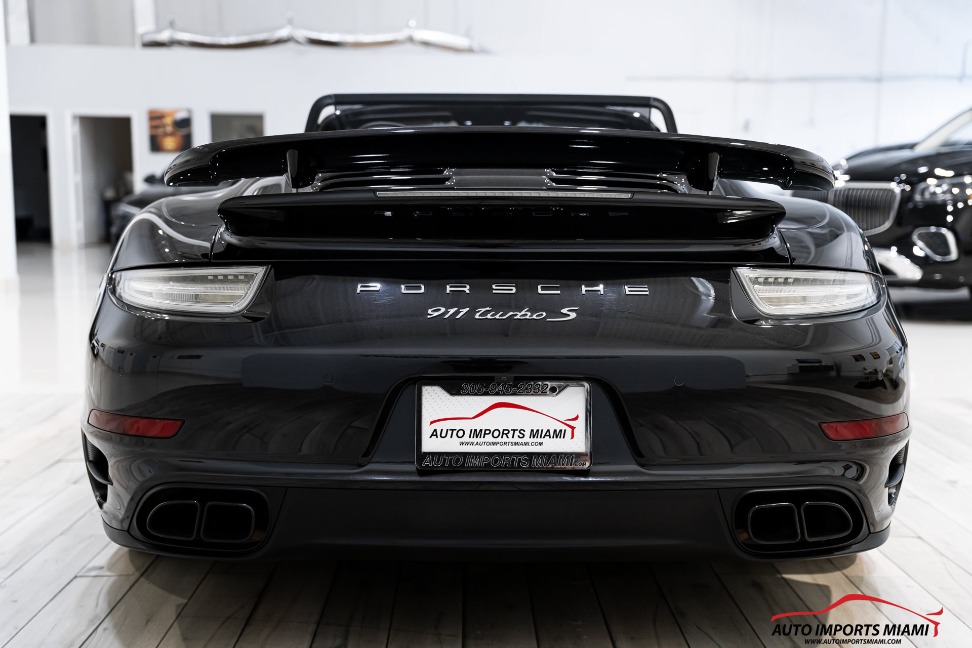 Used 2014 Porsche 911 Turbo S AWD/4WD image 17