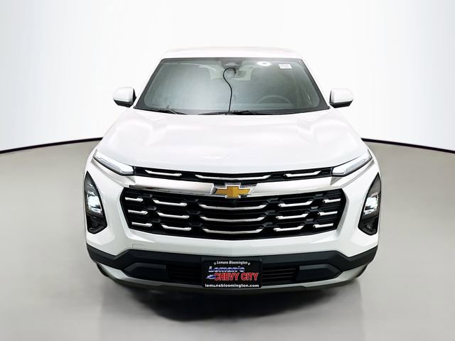 New 2026 Chevrolet Equinox LT image 2