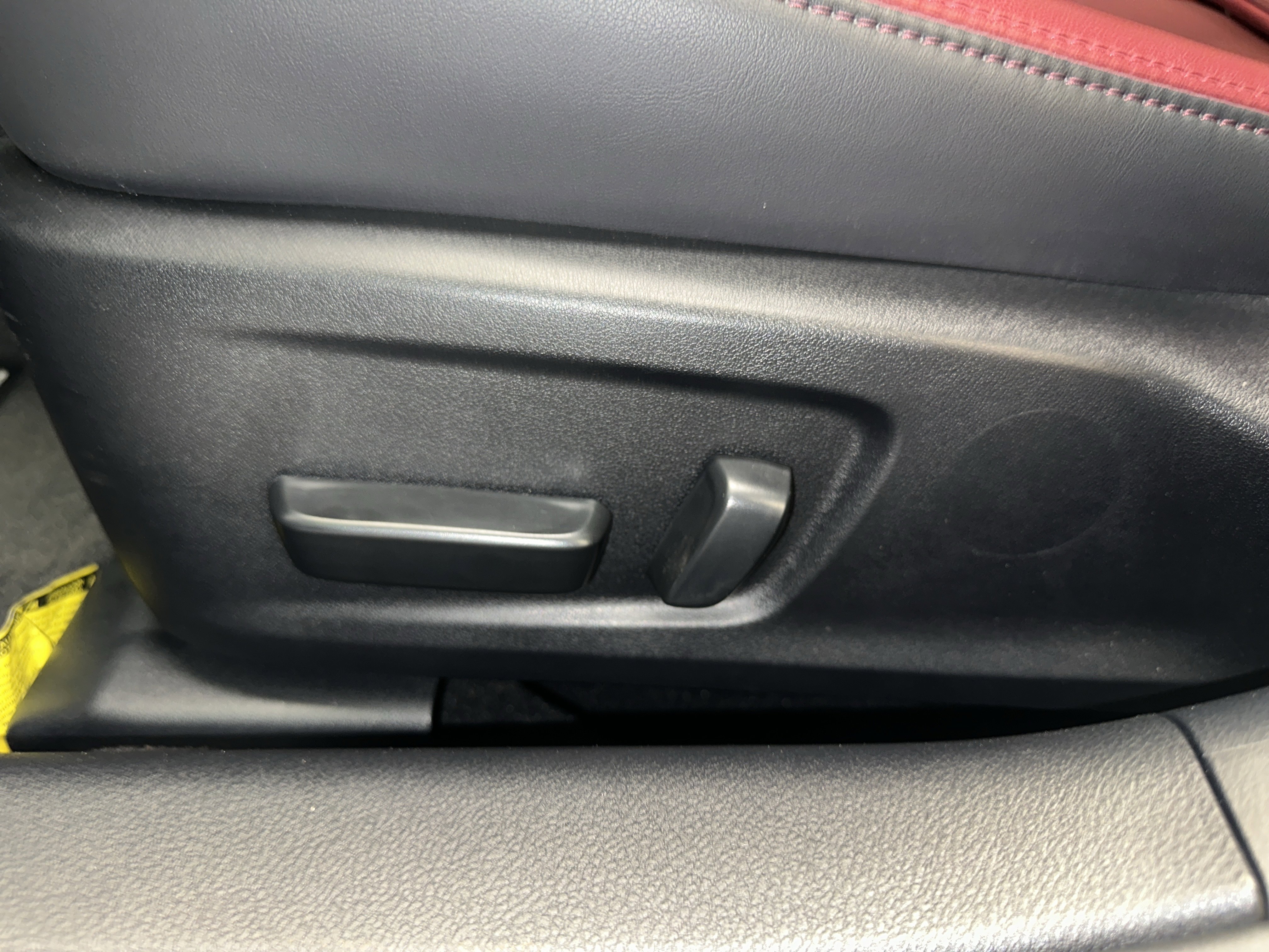 Used 2025 Lexus IS 350 F Sport image 21