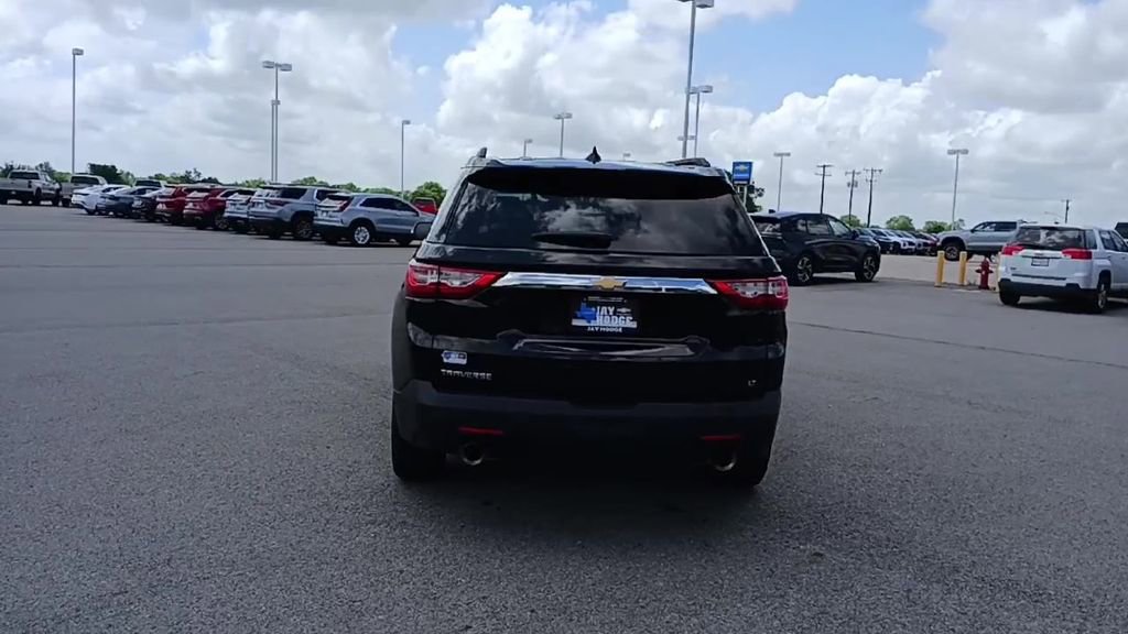 Certified 2020 Chevrolet Traverse LT image 7