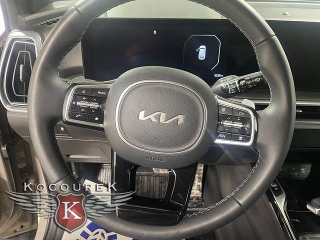 Used 2025 Kia Sorento SX Prestige image 14