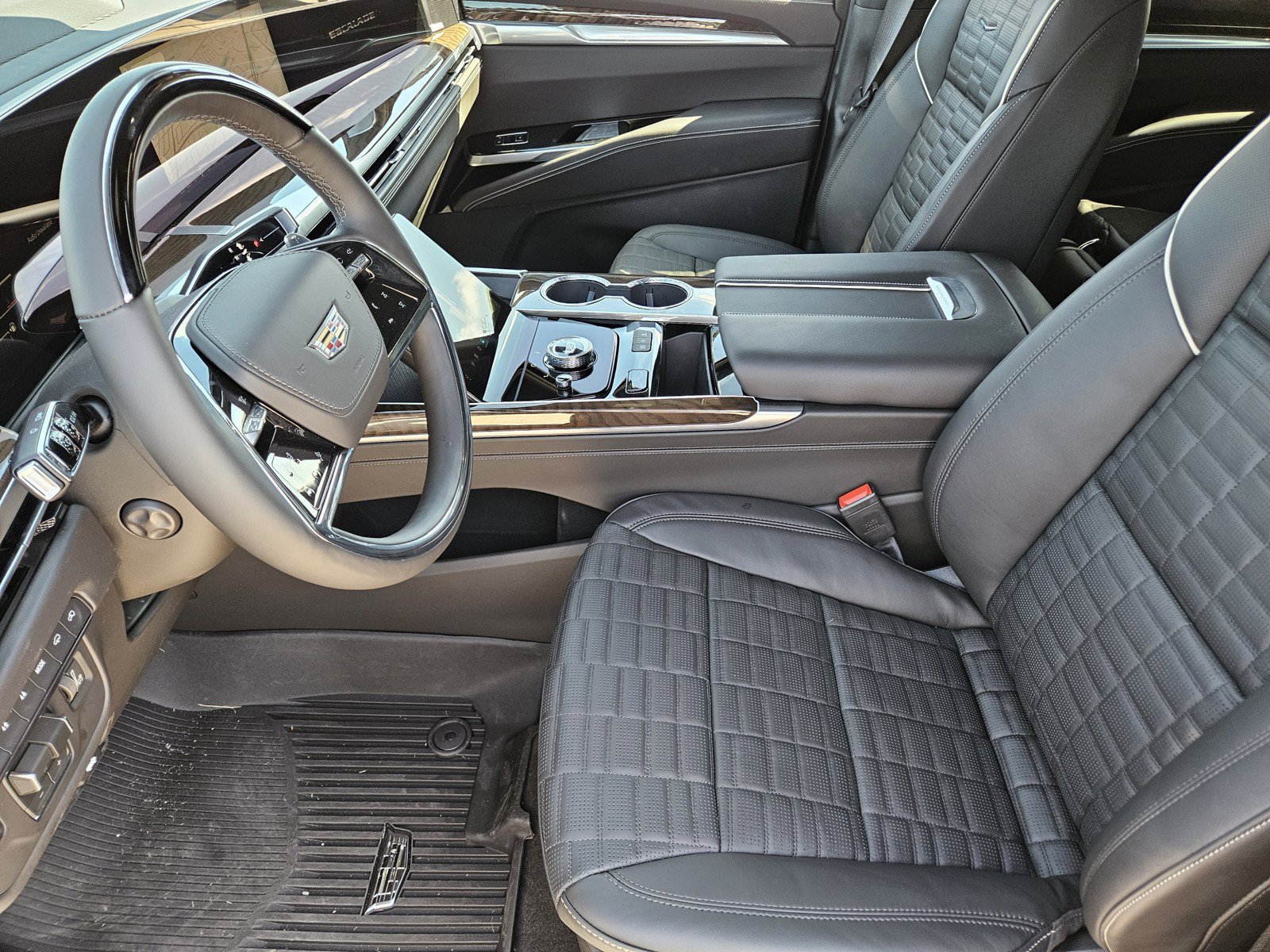 New 2026 Cadillac Escalade Platinum Sport w/ LPO, ONYX Package AWD/4WD image 9