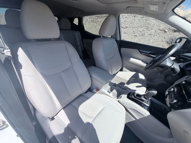 Certified 2022 Nissan Rogue Sport SL w/ Premium Package FWD image 35