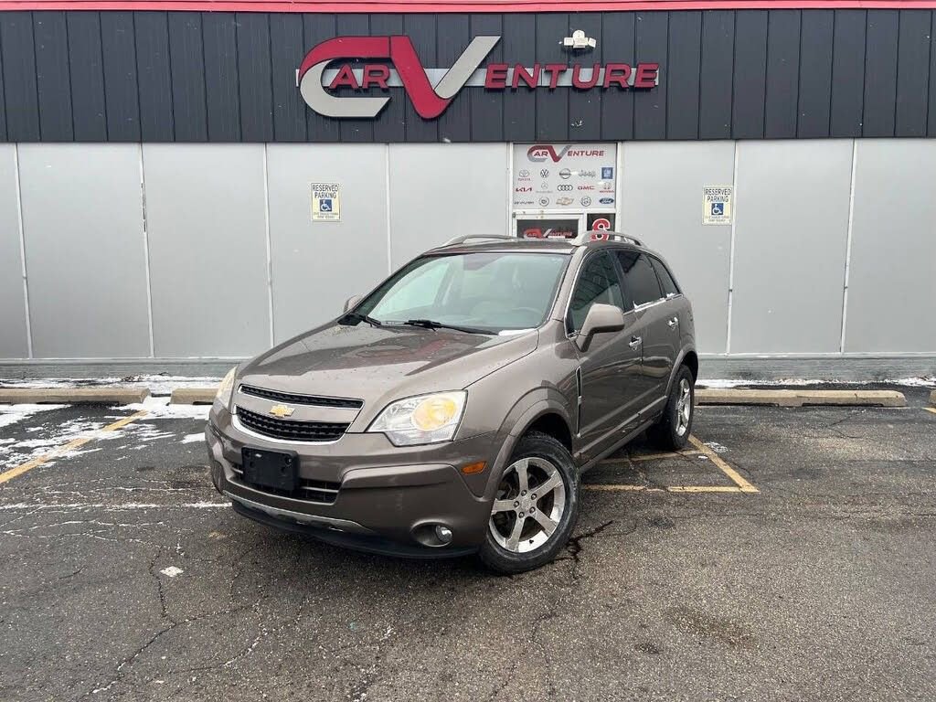 Used 2012 Chevrolet Captiva Sport LTZ image 1