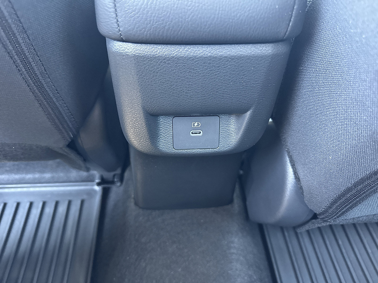 Certified 2025 Nissan Versa SV w/ Trunk Package FWD image 11