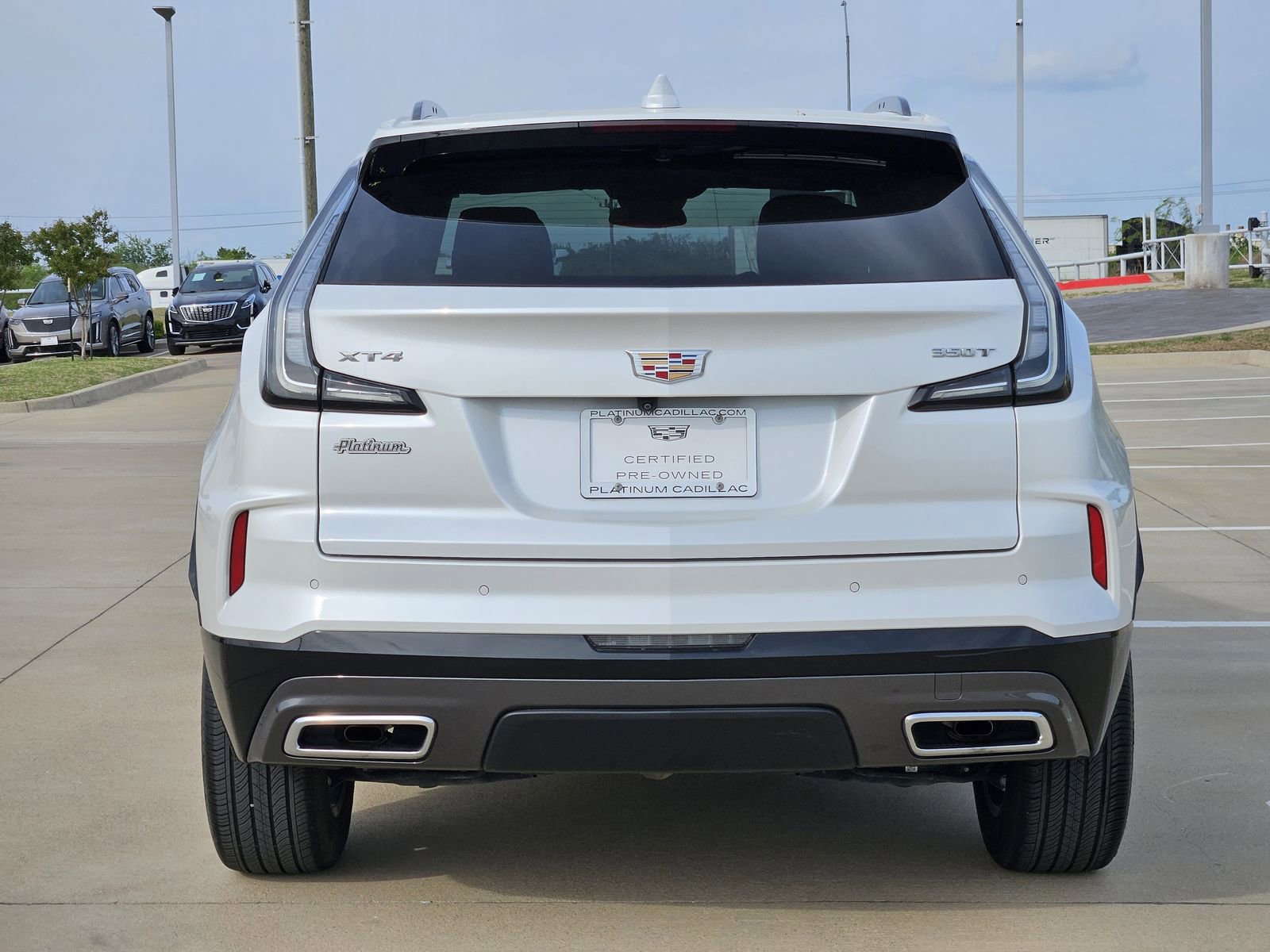 Certified 2025 Cadillac XT4 Sport w/ Cold Weather Package FWD image 8