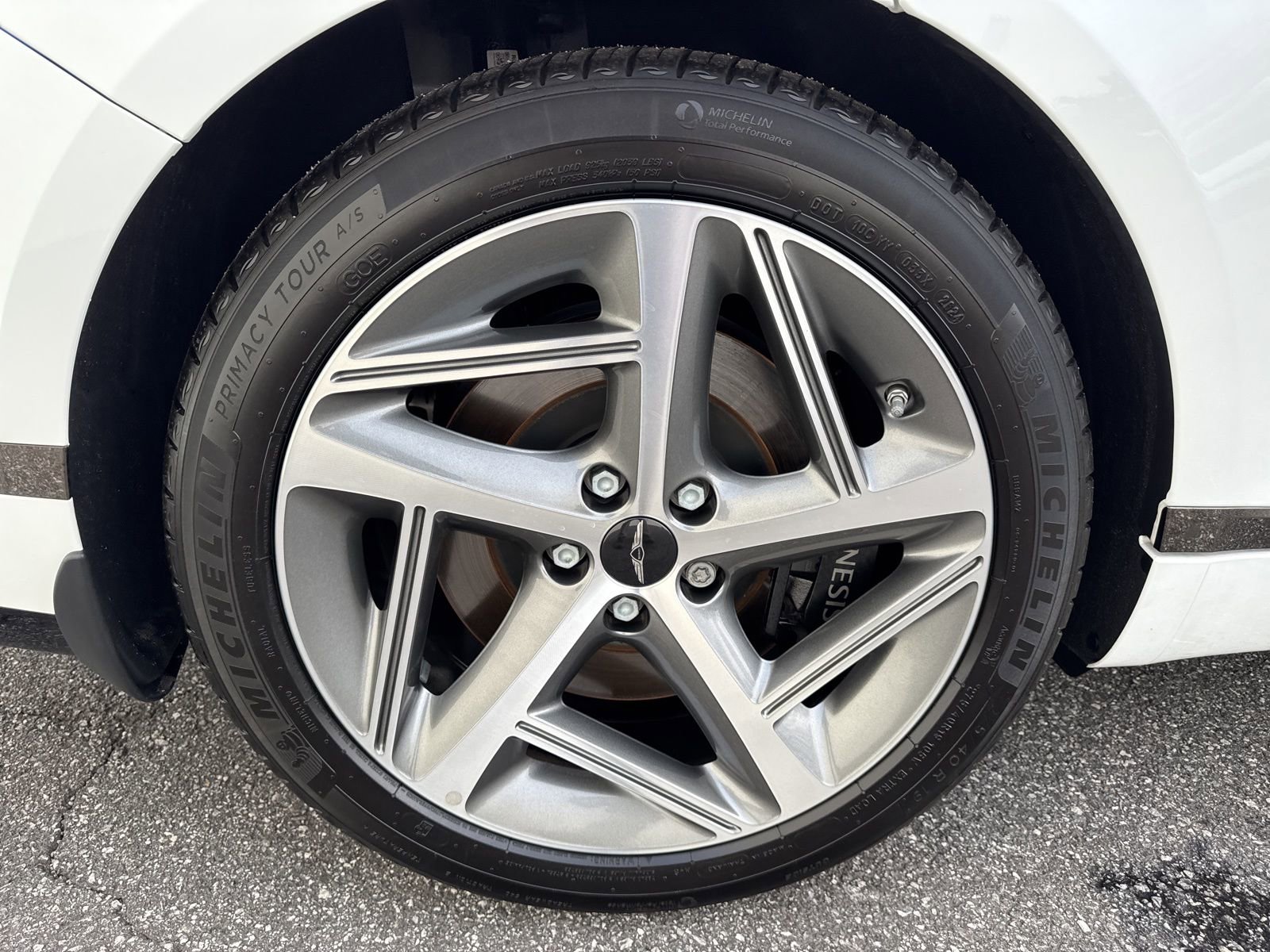 Used 2025 Genesis G80 3.5T Sport image 9