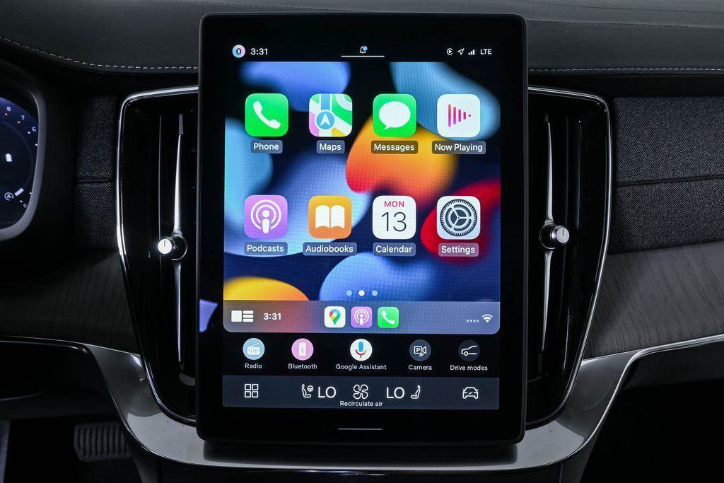 Certified 2026 Volvo XC90 B6 Ultra AWD/4WD image 18